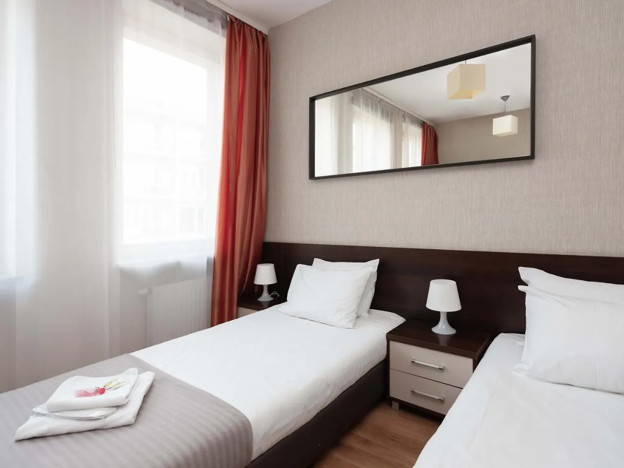 ***  Lux Aparthotel Cracovia Polonia