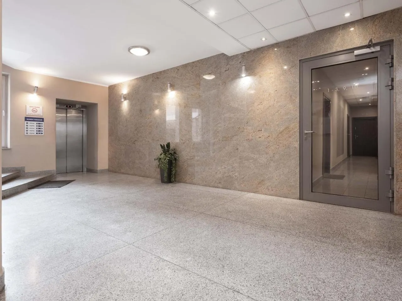 Lux Aparthotel Krakow 3*,  Poland